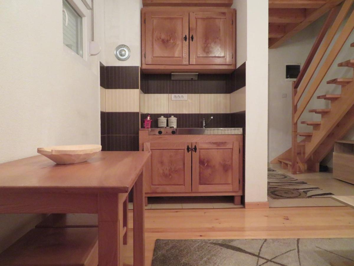 Our House Apartments コラシン エクステリア 写真